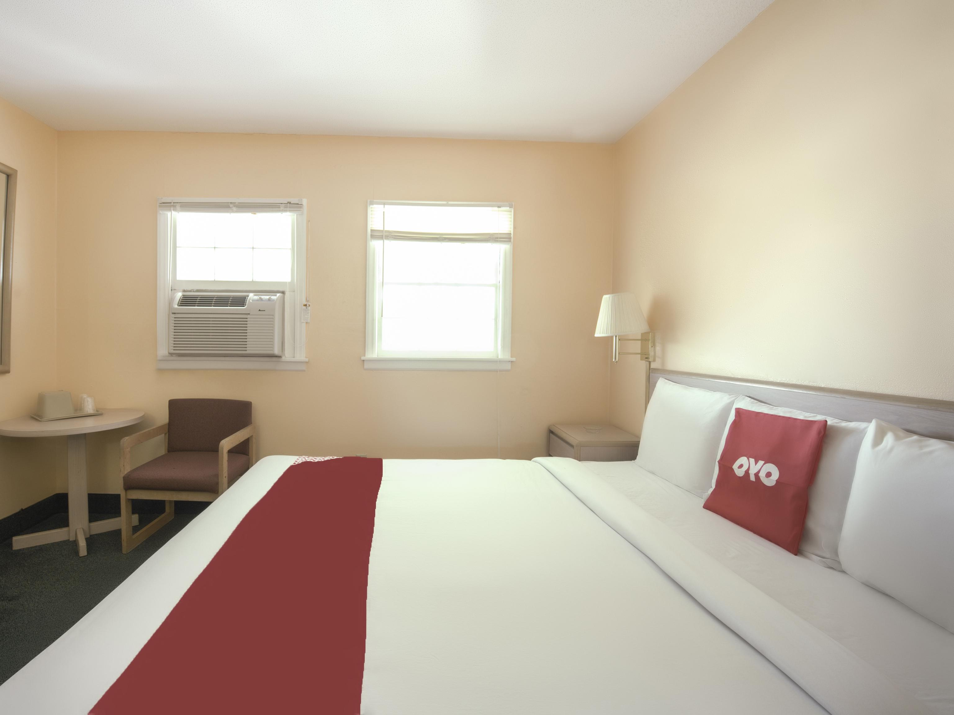 Oyo Hotel Durham West Hills Dış mekan fotoğraf